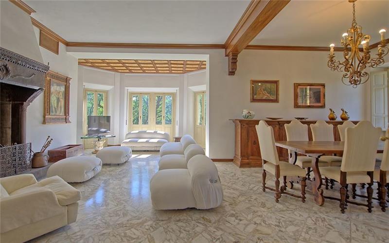 Beachfront villa in Tuscany, photograph 9