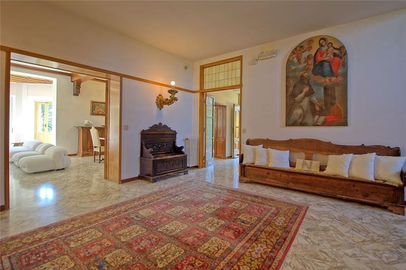 Beachfront villa in Tuscany, photograph 19