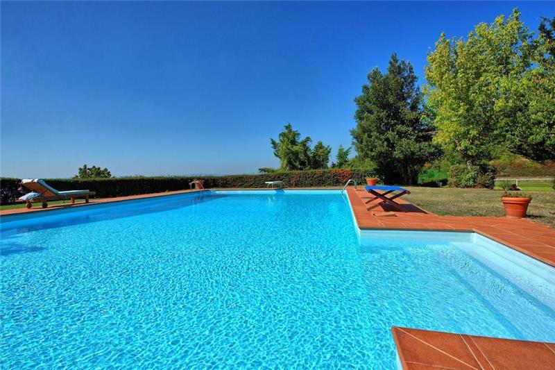 Villa in Tuscany, photograph 2