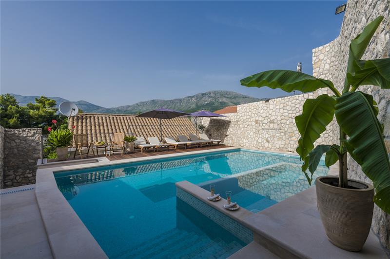 Villa in Mlini, photograph 1