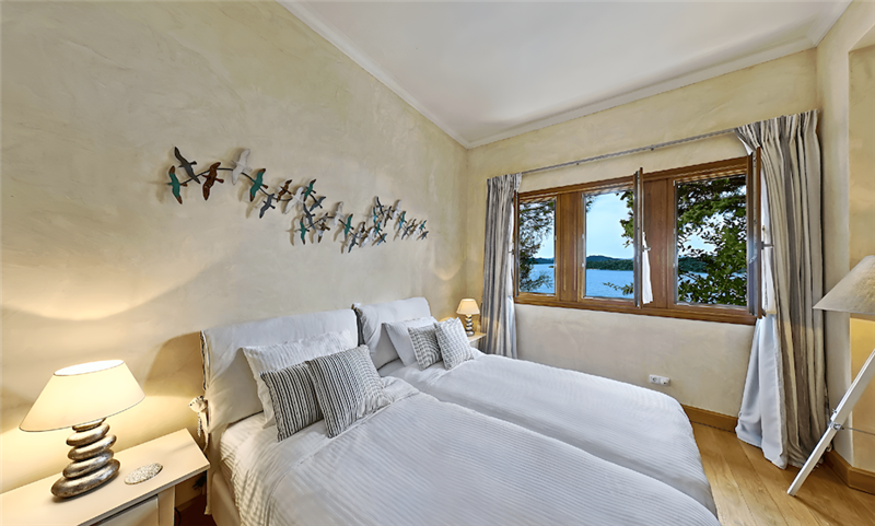 Sea-view villa in Lefkada, photograph 25