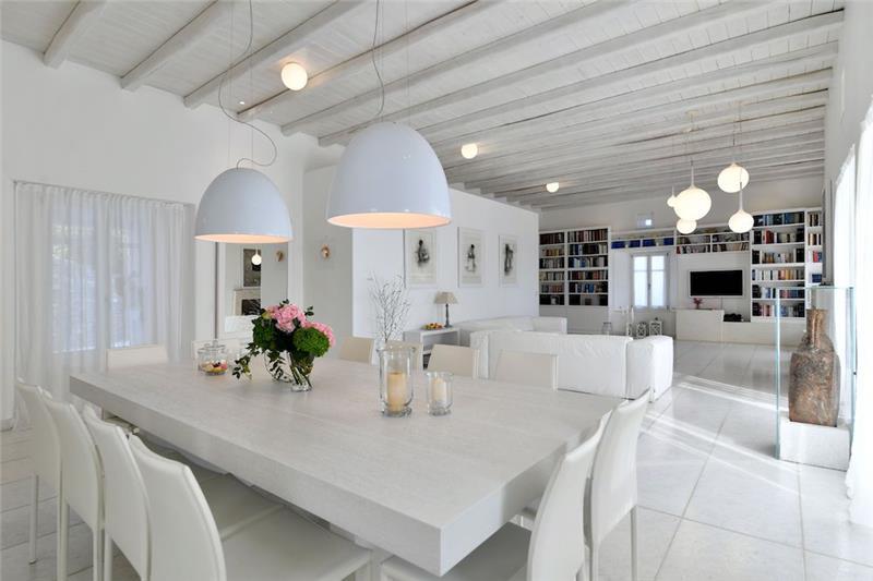 Sea-view villa in Paros, photograph 15
