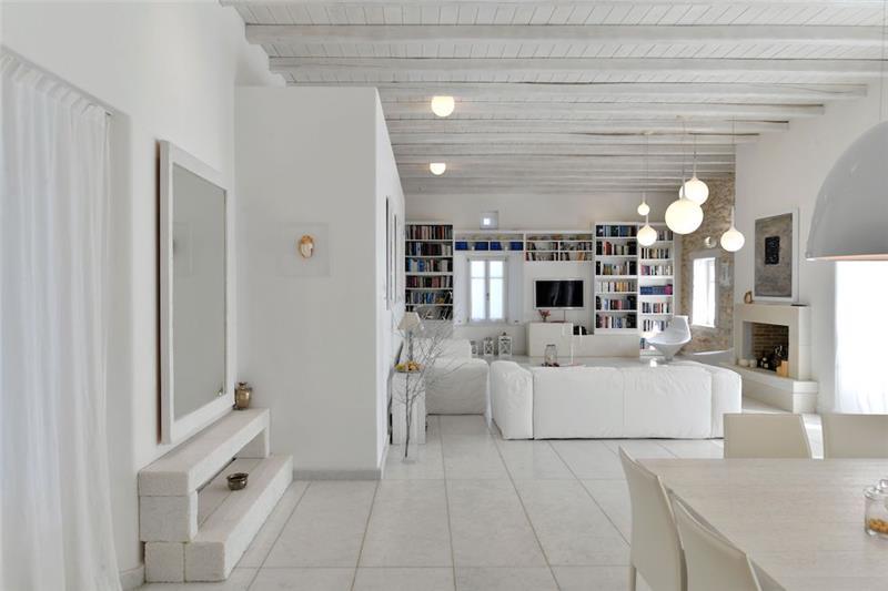 Sea-view villa in Paros, photograph 11