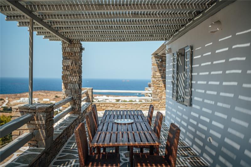 Sea-view villa in Paros, photograph 5