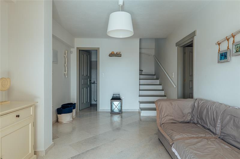 Sea-view villa in Paros, photograph 10