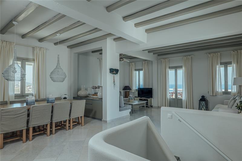 Sea-view villa in Paros, photograph 16