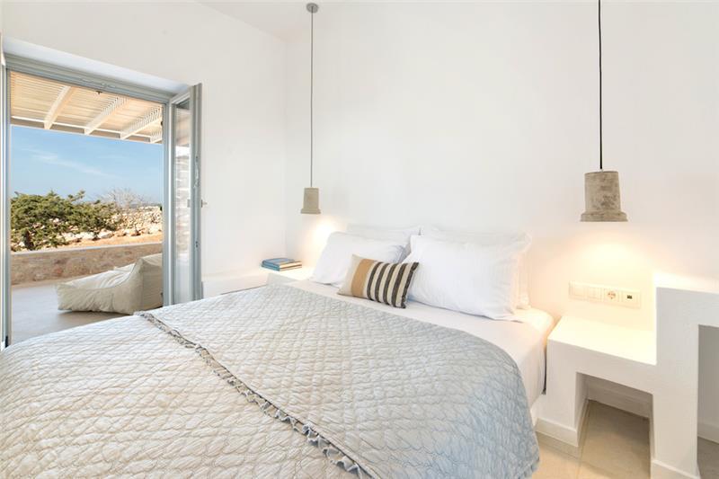 Sea-view villa in Paros, photograph 25