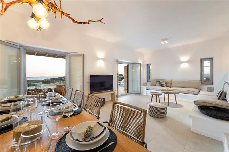 Sea-view villa in Paros, photograph 12