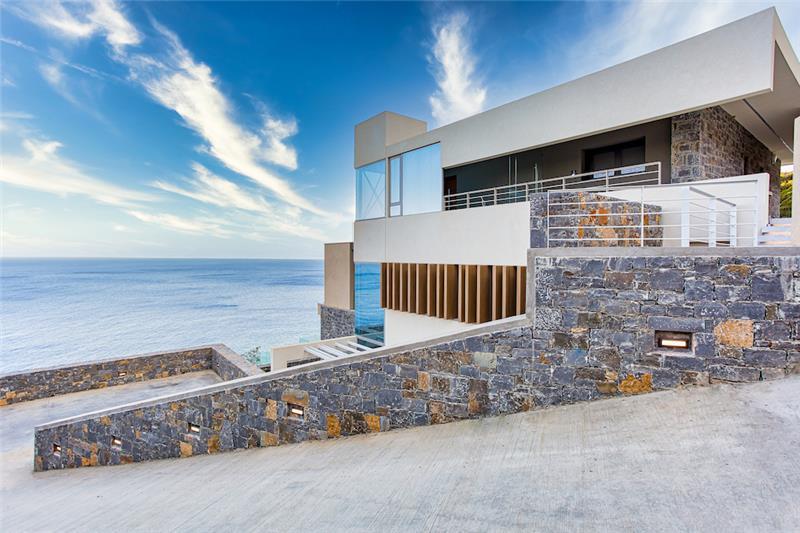 Sea-view villa in Heraklion, photograph 2