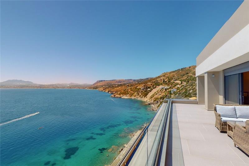 Sea-view villa in Heraklion, photograph 4