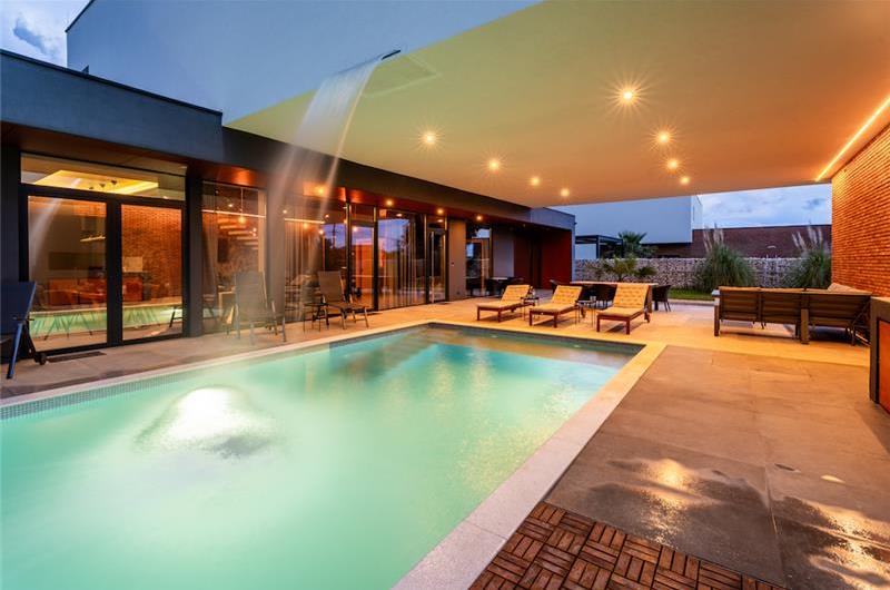 4 bedroom villa with pool near Pula, Istria, sleeps 8