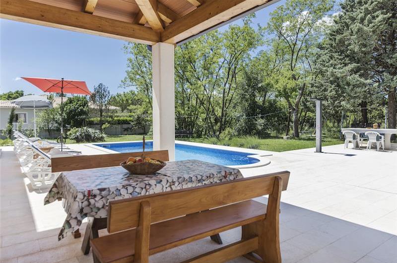 6 bedroom villa with pool near Labin, Istria, sleeps 12