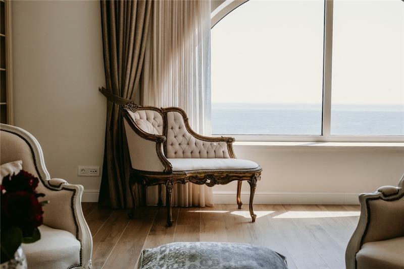 Beachfront villa in Budva, photograph 27