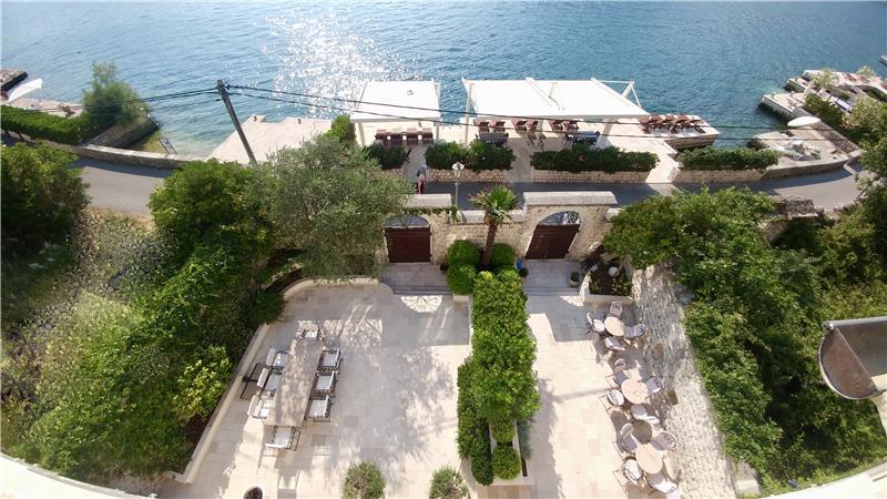 10 bedroom waterfront villa with pool near Dobrota, Kotor Bay, sleeps 22