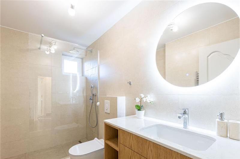 5 bedroom beachfront villa with pool on Ciova Island, Trogir, sleeps 12