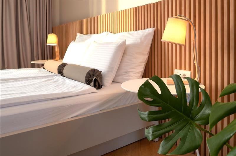 3 bedroom villa with pool and sea views Hvar island sleeps 6