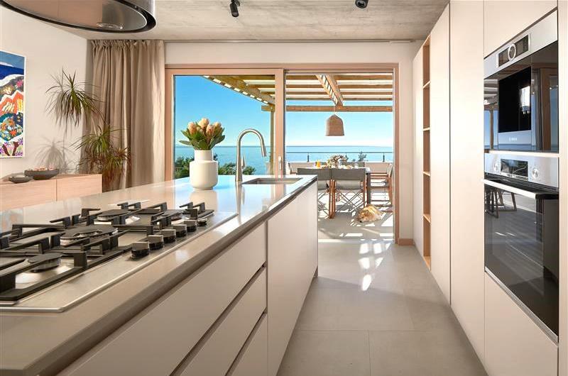 3 bedroom villa with pool and sea views Hvar island sleeps 6