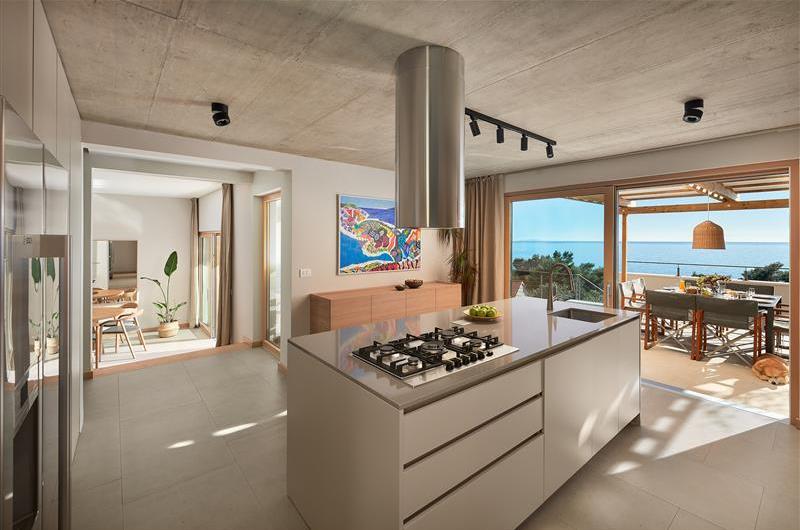 3 bedroom villa with pool and sea views Hvar island sleeps 6