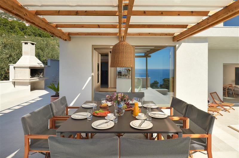 3 bedroom villa with pool and sea views Hvar island sleeps 6