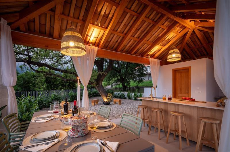 3 bedroom countryside villa with pool near Gruda, Konavle, sleeps 6