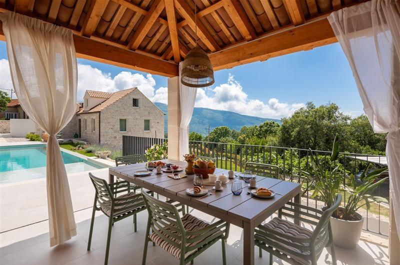 3 bedroom countryside villa with pool near Gruda, Konavle, sleeps 6