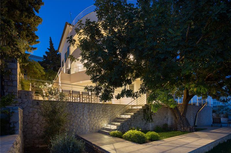 6 bedroom luxury villa with pool in Hvar Town, sleeps 12