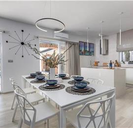 3 bedroom villa with pool, near Zadar, sleeps 8
