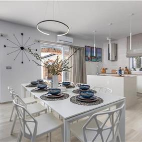 3 bedroom villa with pool, near Zadar, sleeps 8