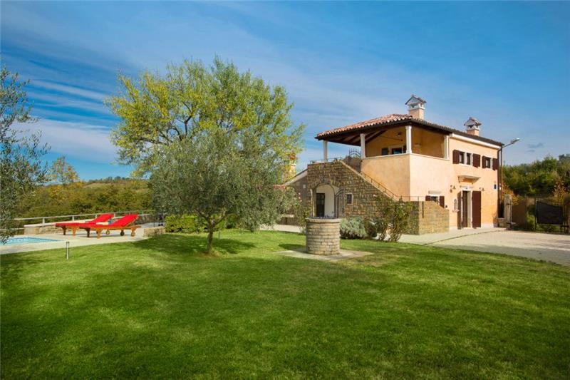Villa in Momjan, photograph 18