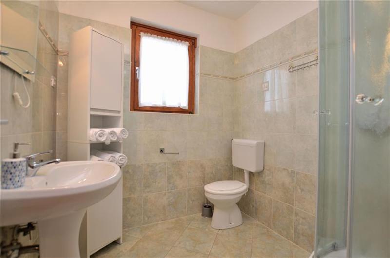3 bedroom villa with pool near Poreč, sleeps 6