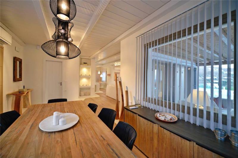 Sea-view villa in Mykonos, photograph 17