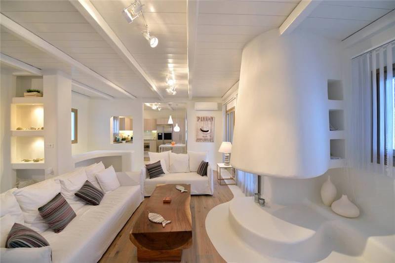 Sea-view villa in Mykonos, photograph 13