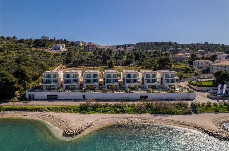 Selection of 5 bedroom seafront villas with pool on Ciovo near Trogir, sleeps 10