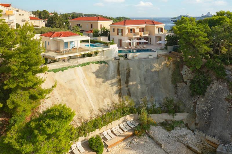 5 bedroom villa with infinity pool and sea views Hvar Town, sleeps 10