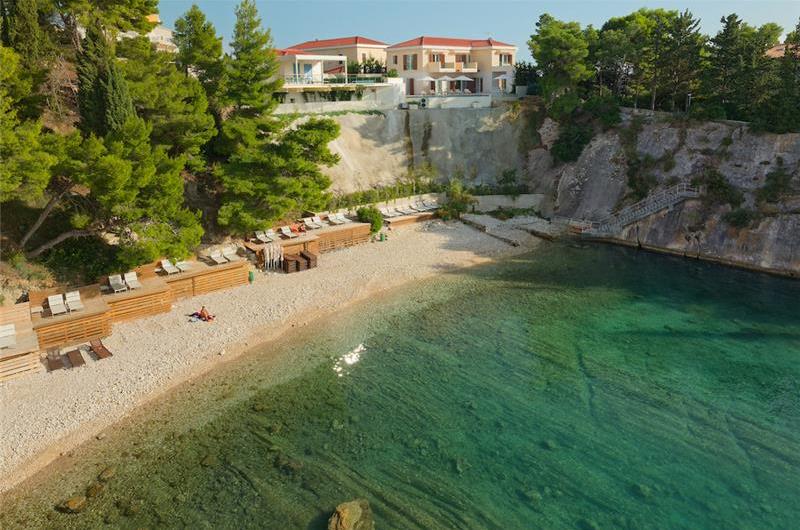 5 bedroom villa with infinity pool and sea views Hvar Town, sleeps 10