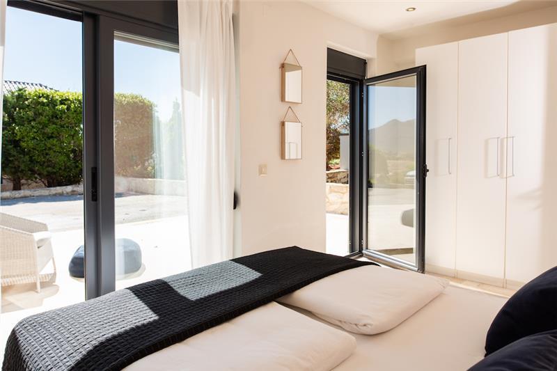Sea-view villa in Chania, photograph 18