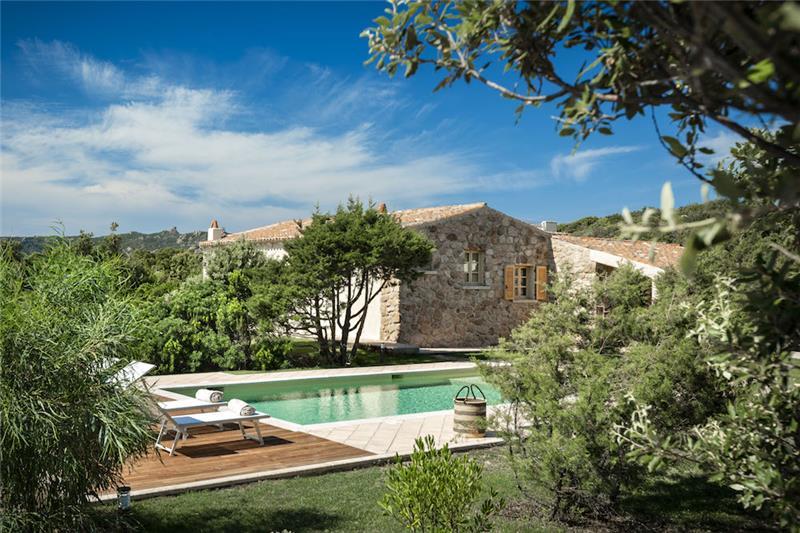 Sea-view villa in Porto Cervo, photograph 3