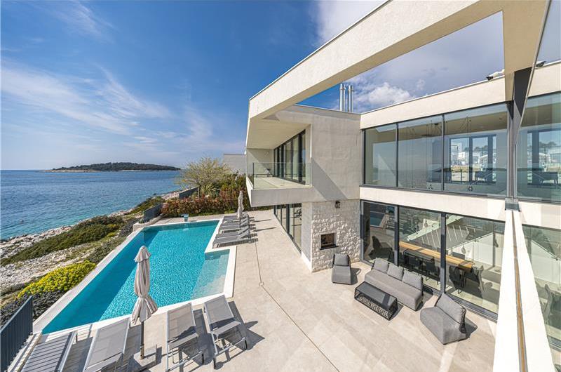 3 x 5 bedroom seafront villa with heated infinity pool near Rogoznica, sleeps 10