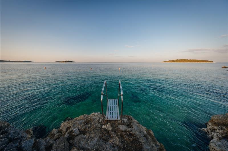 3 x 5 bedroom seafront villa with heated infinity pool near Rogoznica, sleeps 10