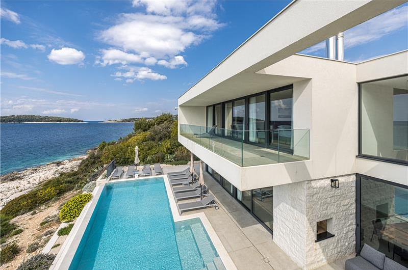 3 x 5 bedroom seafront villa with heated infinity pool near Rogoznica, sleeps 10