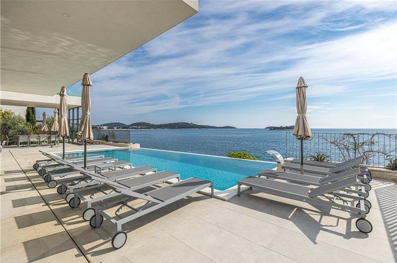 3 x 5 bedroom seafront villa with heated infinity pool near Rogoznica, sleeps 10