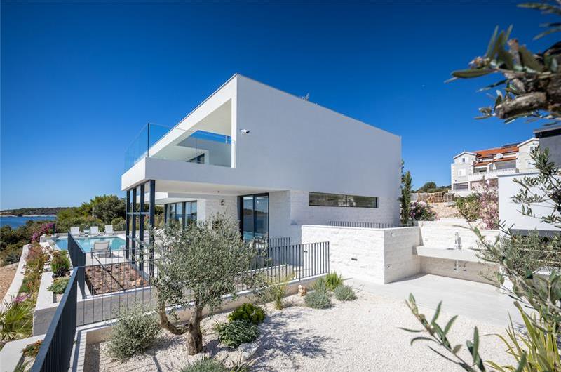 3 x 5 bedroom seafront villa with heated infinity pool near Rogoznica, sleeps 10