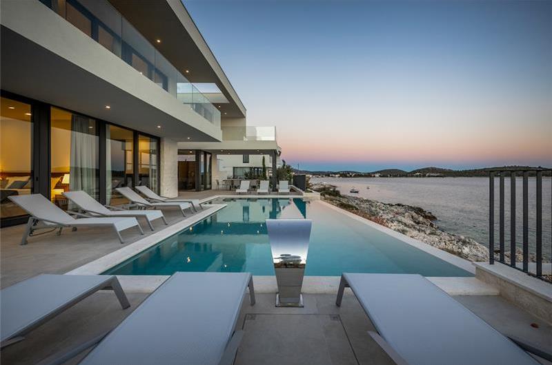 3 x 5 bedroom seafront villa with heated infinity pool near Rogoznica, sleeps 10