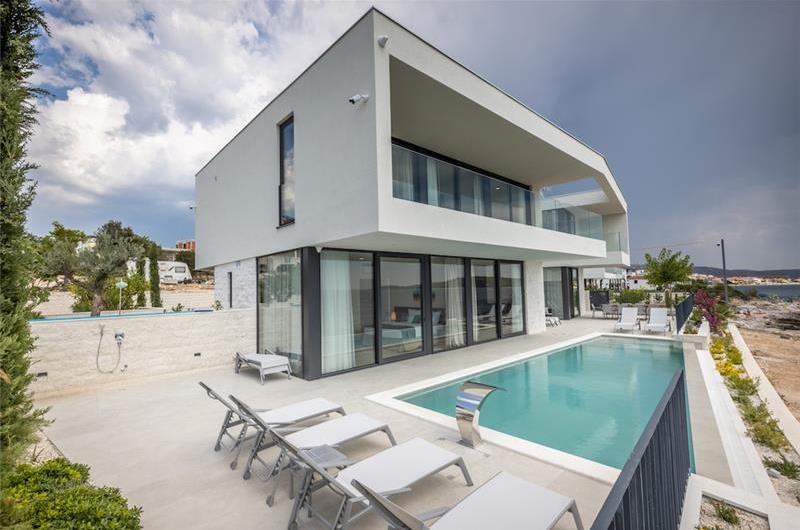 3 x 5 bedroom seafront villa with heated infinity pool near Rogoznica, sleeps 10
