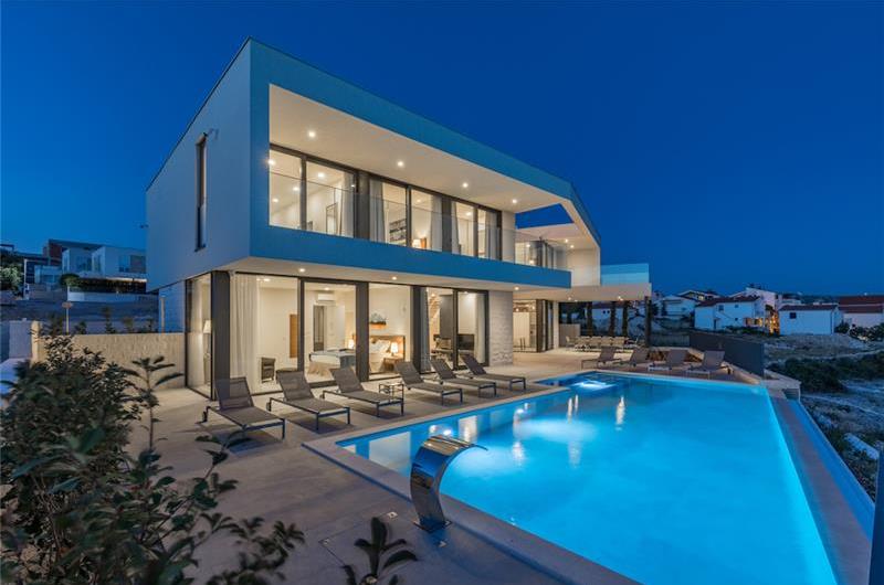 3 x 5 bedroom seafront villa with heated infinity pool near Rogoznica, sleeps 10