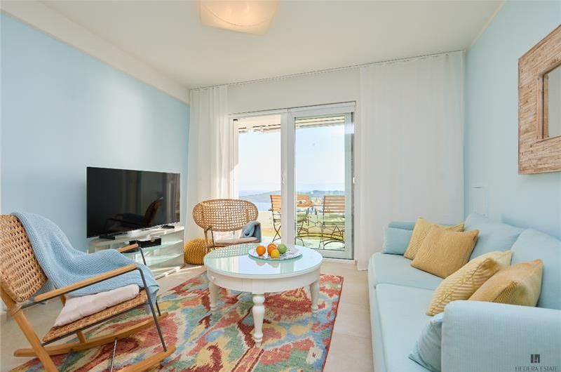 2 bedroom villa with pool, Orasac near Dubrovnik, sleeps 4