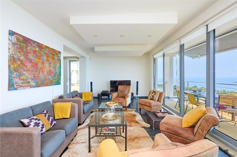 4 bedroom villa with pool and sea view, Orašac, sleeps 8