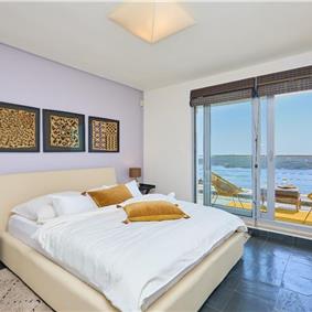 4 bedroom villa with pool and sea view, Orašac, sleeps 8