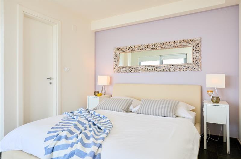 4 bedroom villa with pool and sea view, Orašac, sleeps 8