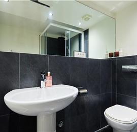 4 bedroom villa with pool and sea view, Orašac, sleeps 8